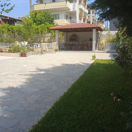 Irini 2 Apartament *
